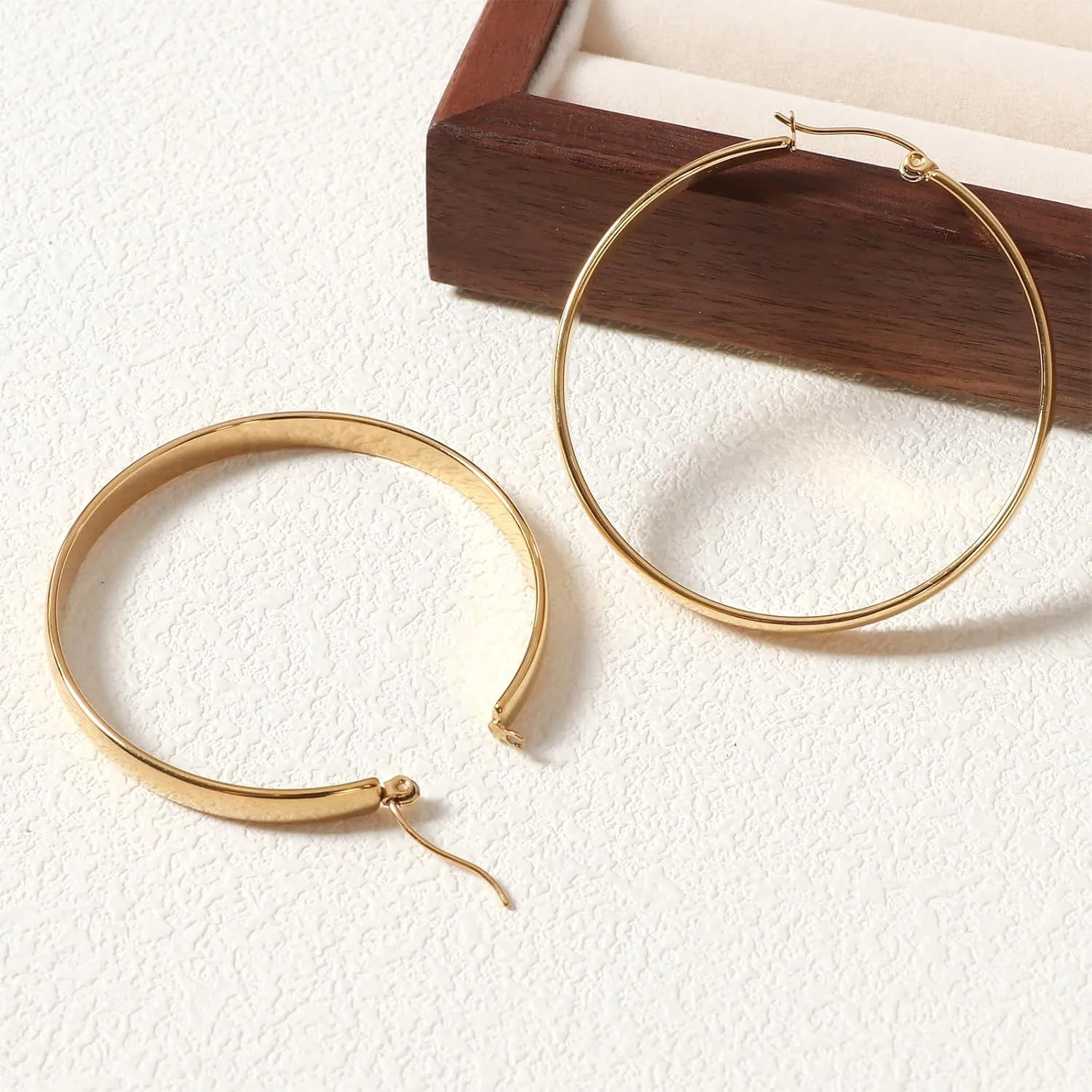18K Real Gold Plated Hoop Earrings for Women Trendy Chunky Gold Earrings Stainless Steel Gold Open Hoop Jewelry Gift for Wife Girlfriend