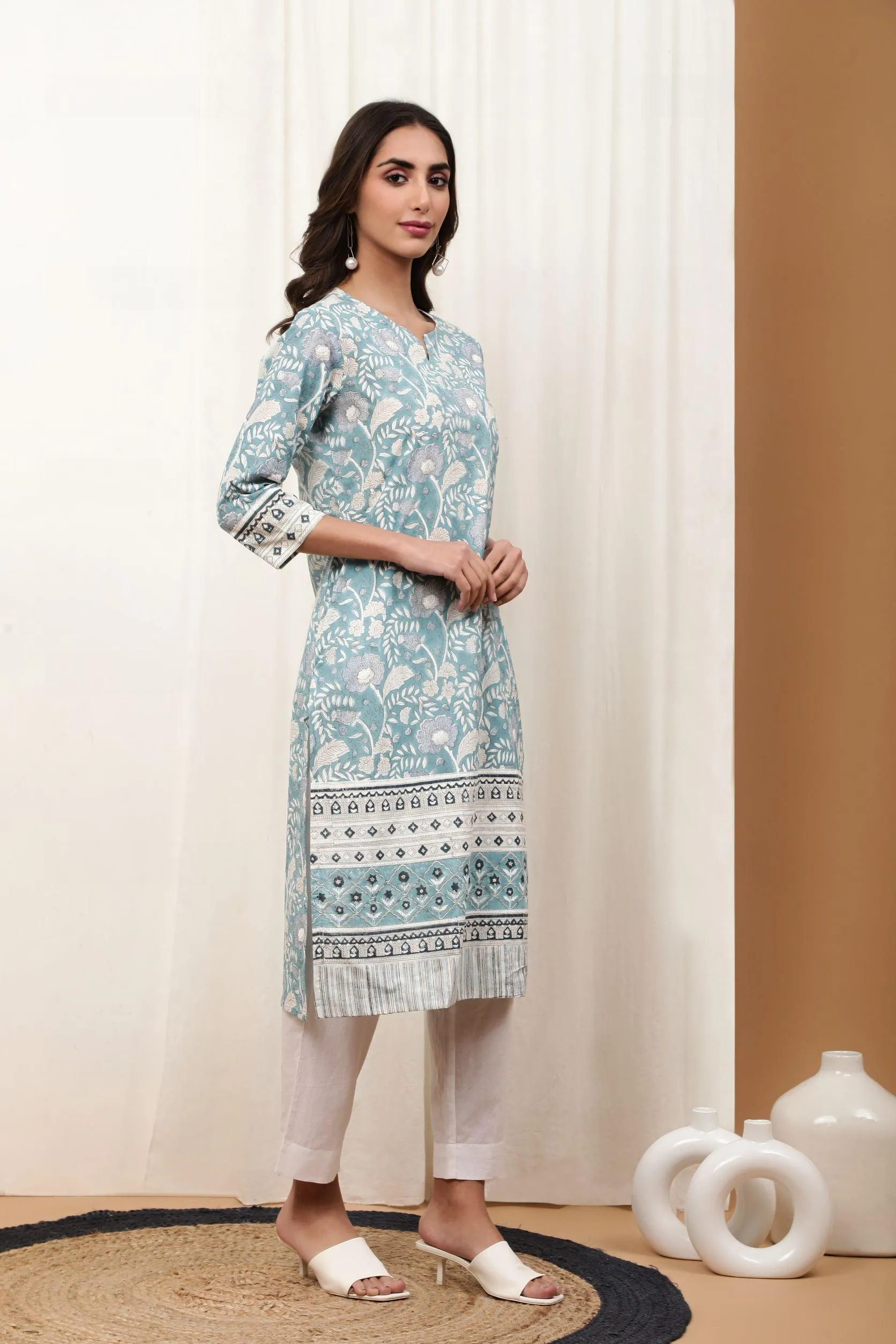 Aaravi Subtle Blue Kurta