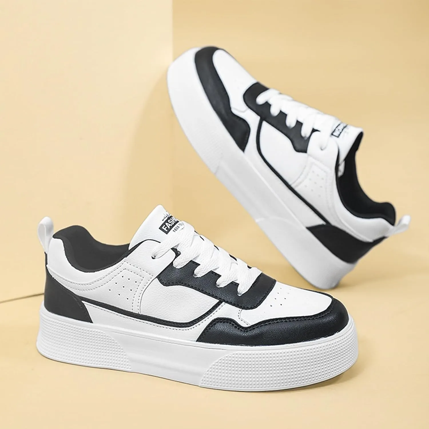 Aceptolcom Women's Walking Skateboard Shoes Sneakers Leather Flat Low-Top Lace-up Comfortable Casual Athletic Non-Slip Fashion Sneakers Tennis Shoes
