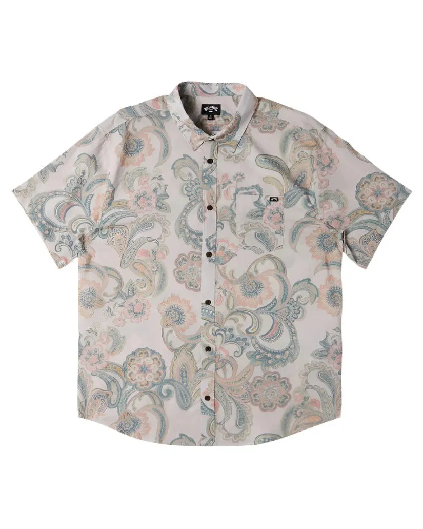 BILLABONG Sundays Short Sleeve Button Up Shirt Foam