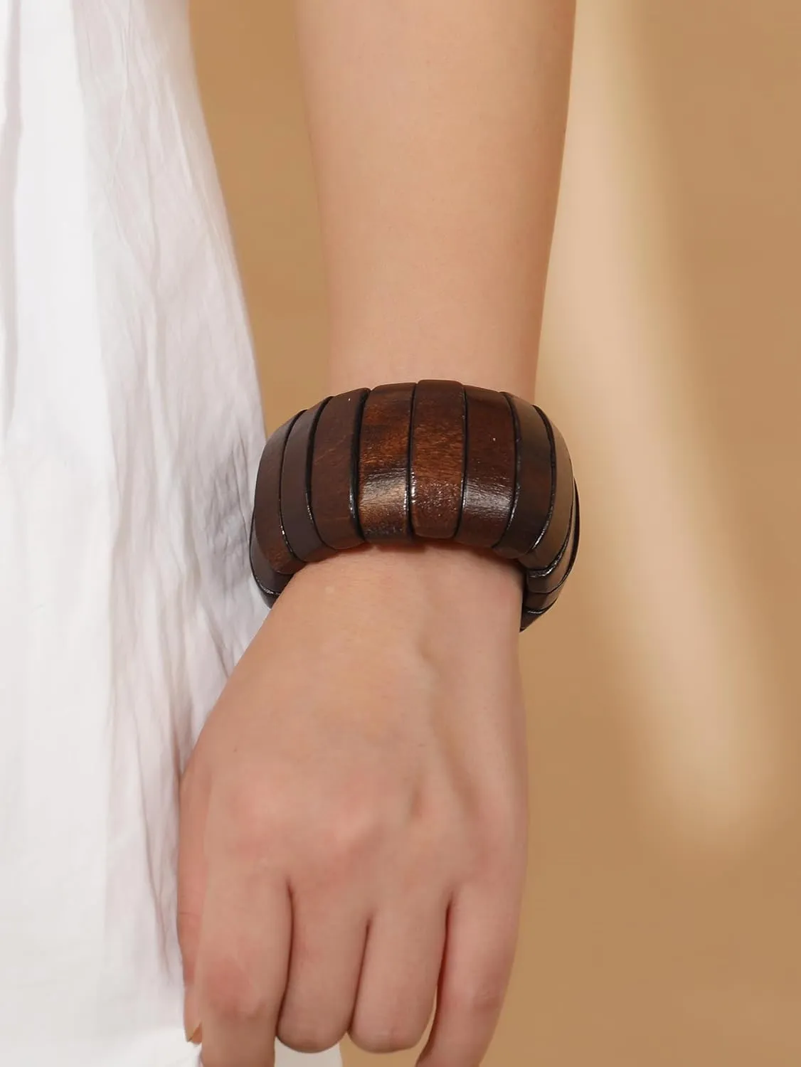 Bohemia Natural Wood Coconut Shell Bangle Bracelets Retro Ethnic Multi-Colored Wood Beaded Stretch Bracelets Boho Wide Chunky Elastic Wristband for Women Men Holiday Jewelry Gifts