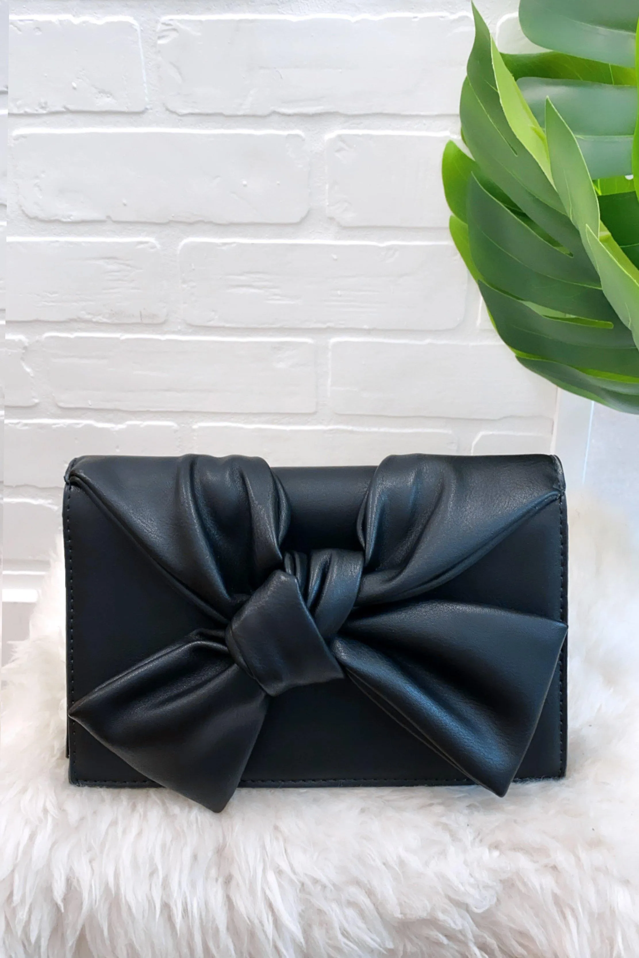 Bowed Up Clutch