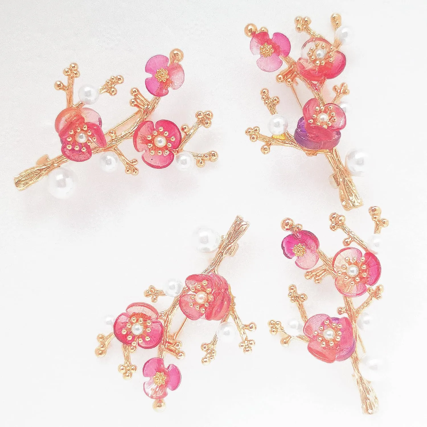 Brooches for Women with Crystal, Pink Flower, Rhinestone Brooches Pins Elegant Jewelry Blossom Fashionable Gifts Ladies Bouquet Brooches Pin for Birthday, Party, New Year, Wedding