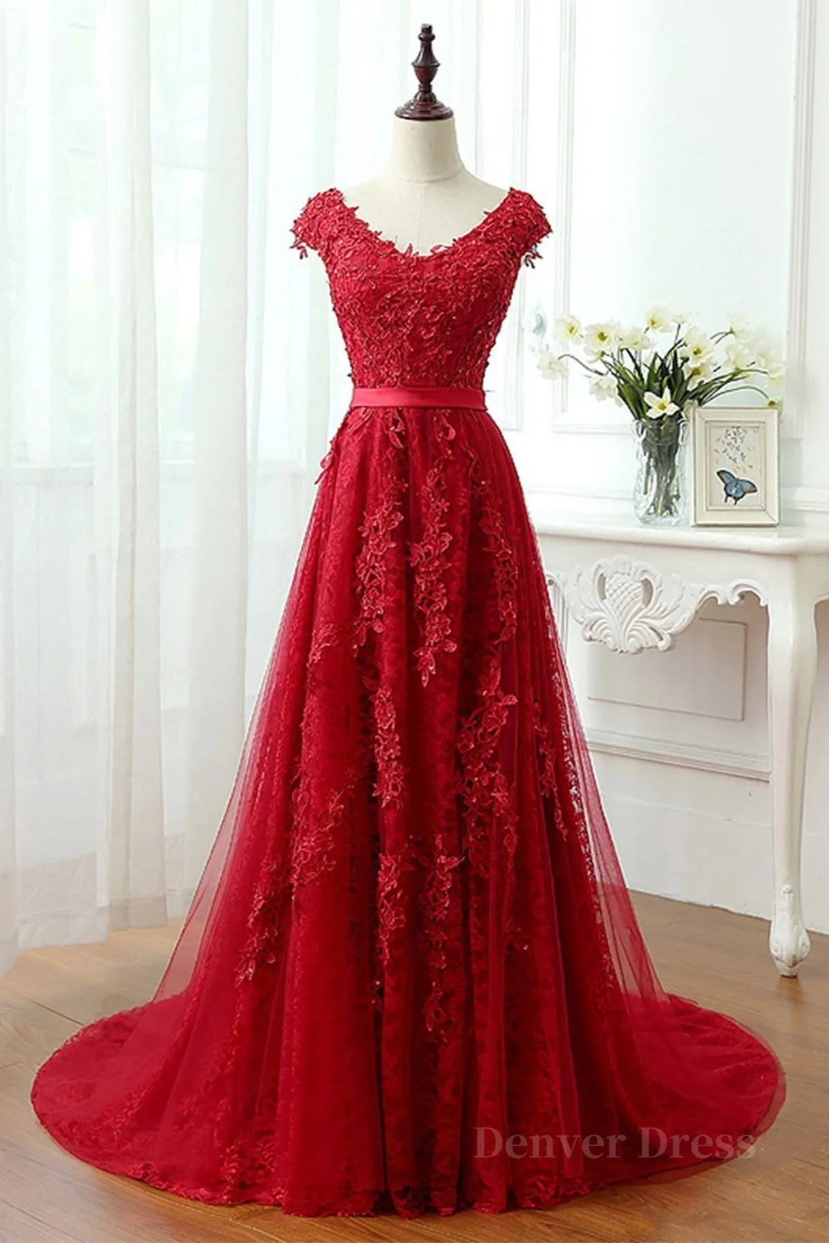 Burgundy Lace Prom Dresses with Train Wine Red Lace Formal Evening Dresses
