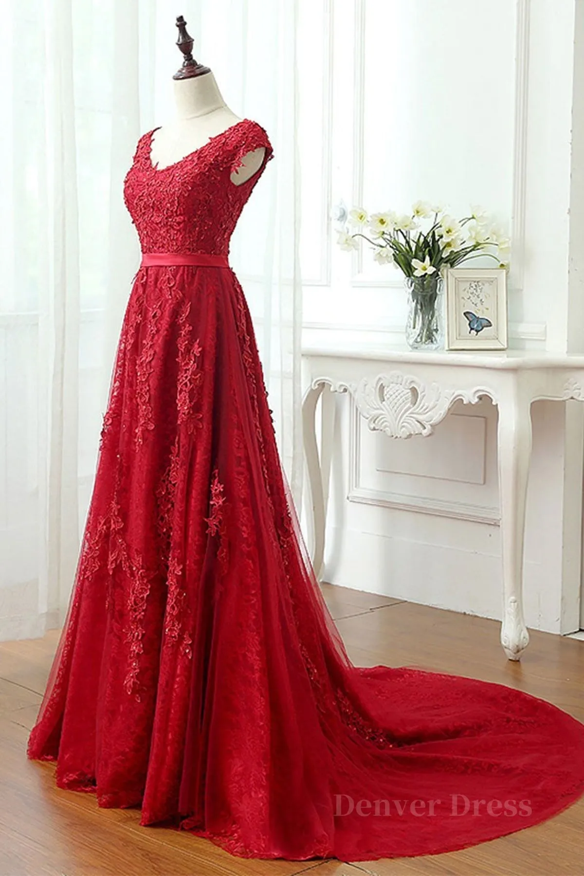 Burgundy Lace Prom Dresses with Train Wine Red Lace Formal Evening Dresses