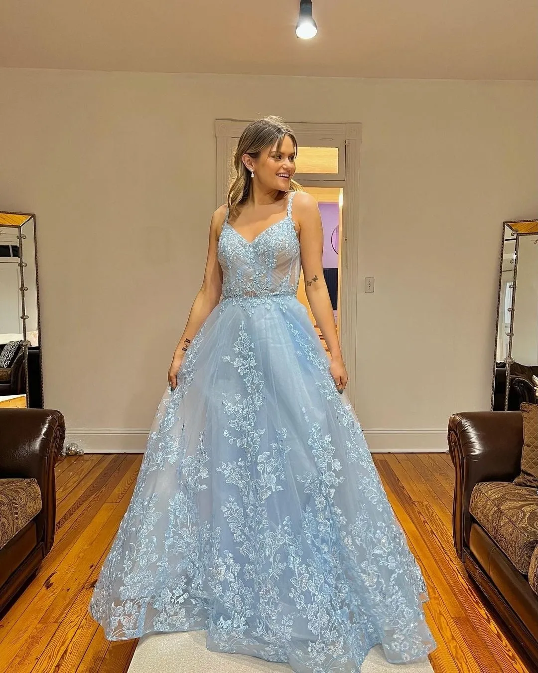 Chic A-line Spaghetti Straps Applique Lace Long Prom Dress Light Sky Blue Elegant Evening Dress #JKSS53
