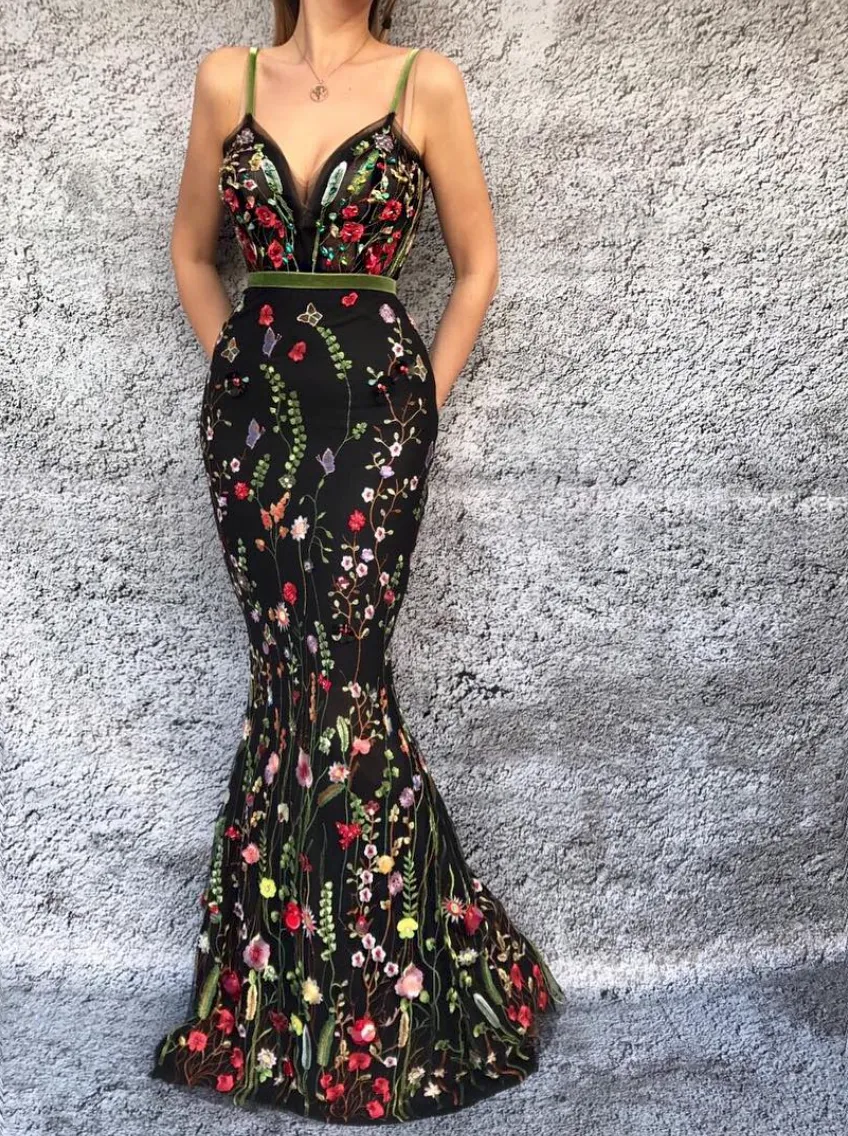 Chic Mermaid Spaghetti Straps 3D Floral Long Prom Dresses Black Evening Formal Dresses KTS053