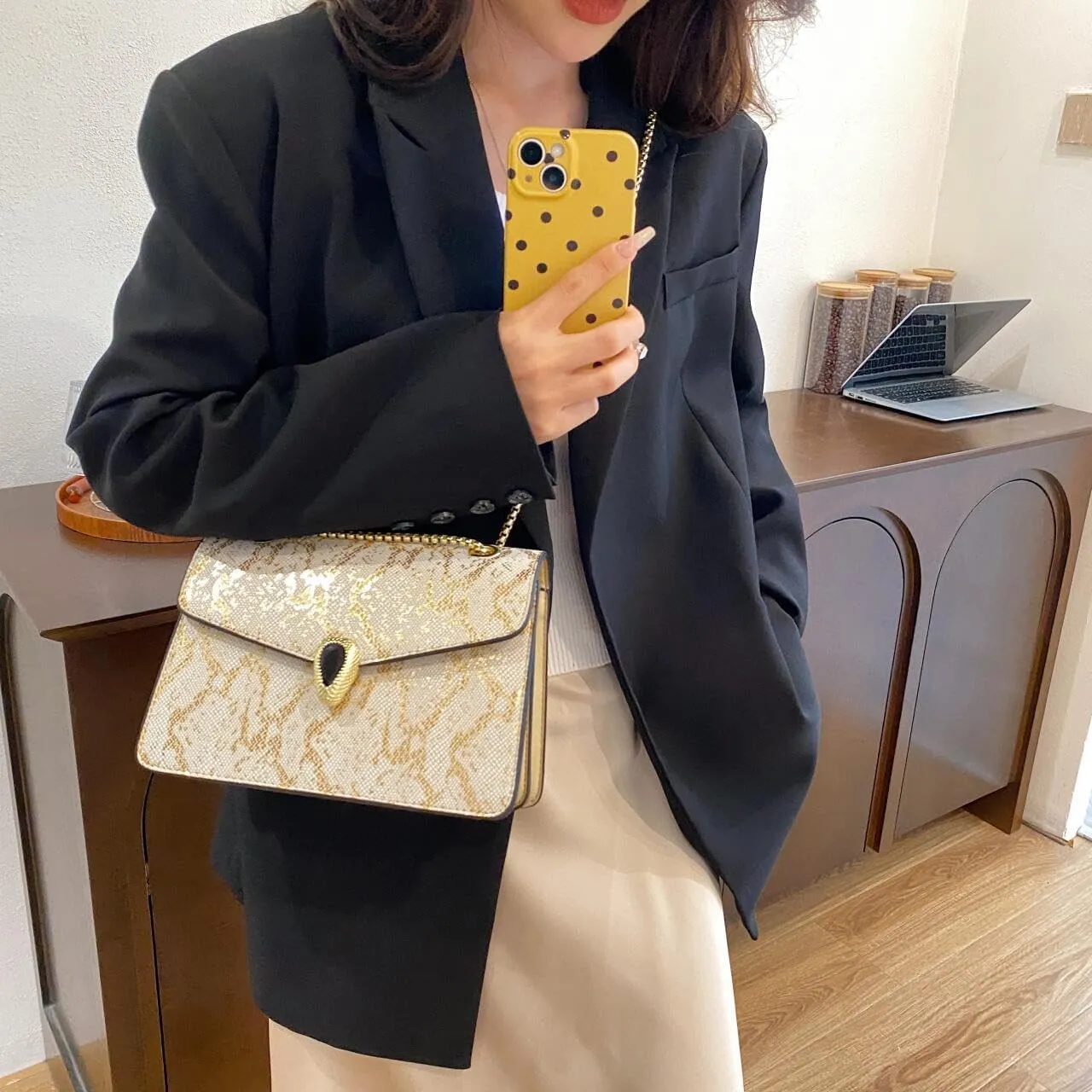 Crossbody Bags for Women Snake Printed Chain Shoulder Bags Trendy Handbags Clutch Purses