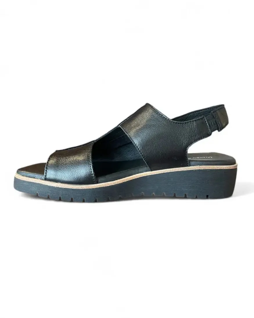 Django and Juliette Kemma Sandal  -  Black