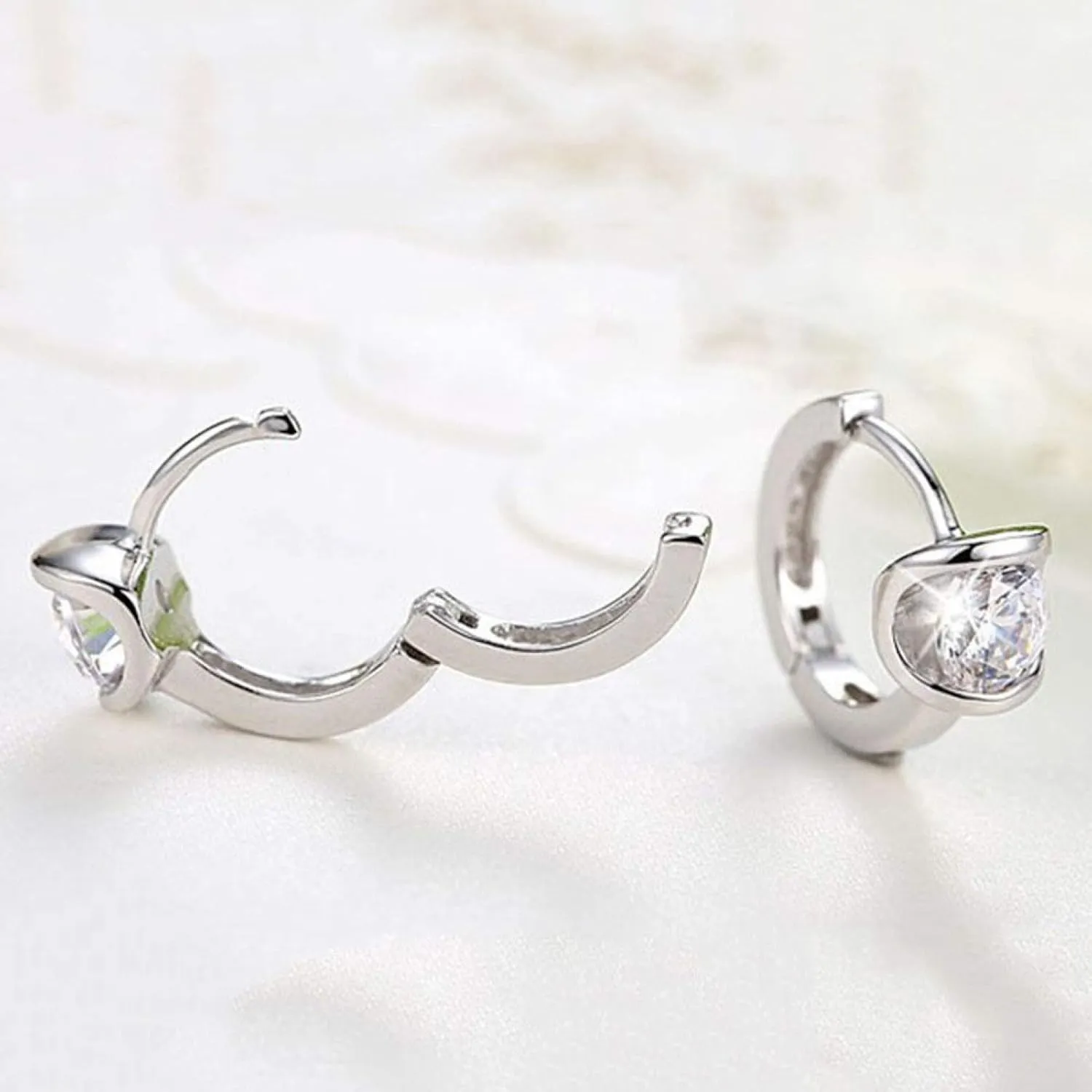 Earring Hoop Stud Drop & Dangle, Women Fashion Round Rhinestone Inlaid Huggie Earrings Jewelry Birthday Gift for Women Teen Girls Birthday Christmas Friends Gift