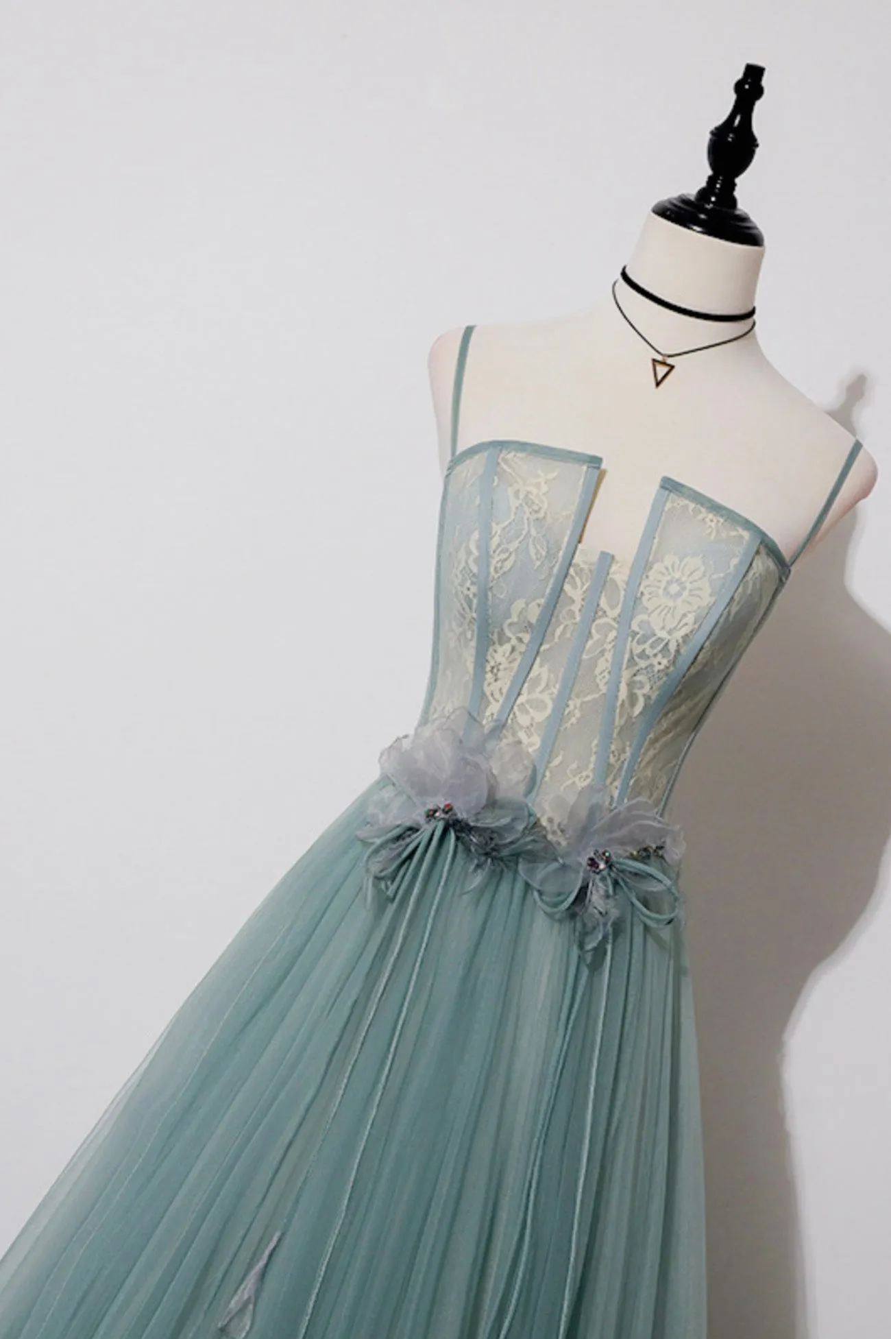 Green Lovely Tulle Straps Long A-Line Prom Dresses Green Evening Dresses