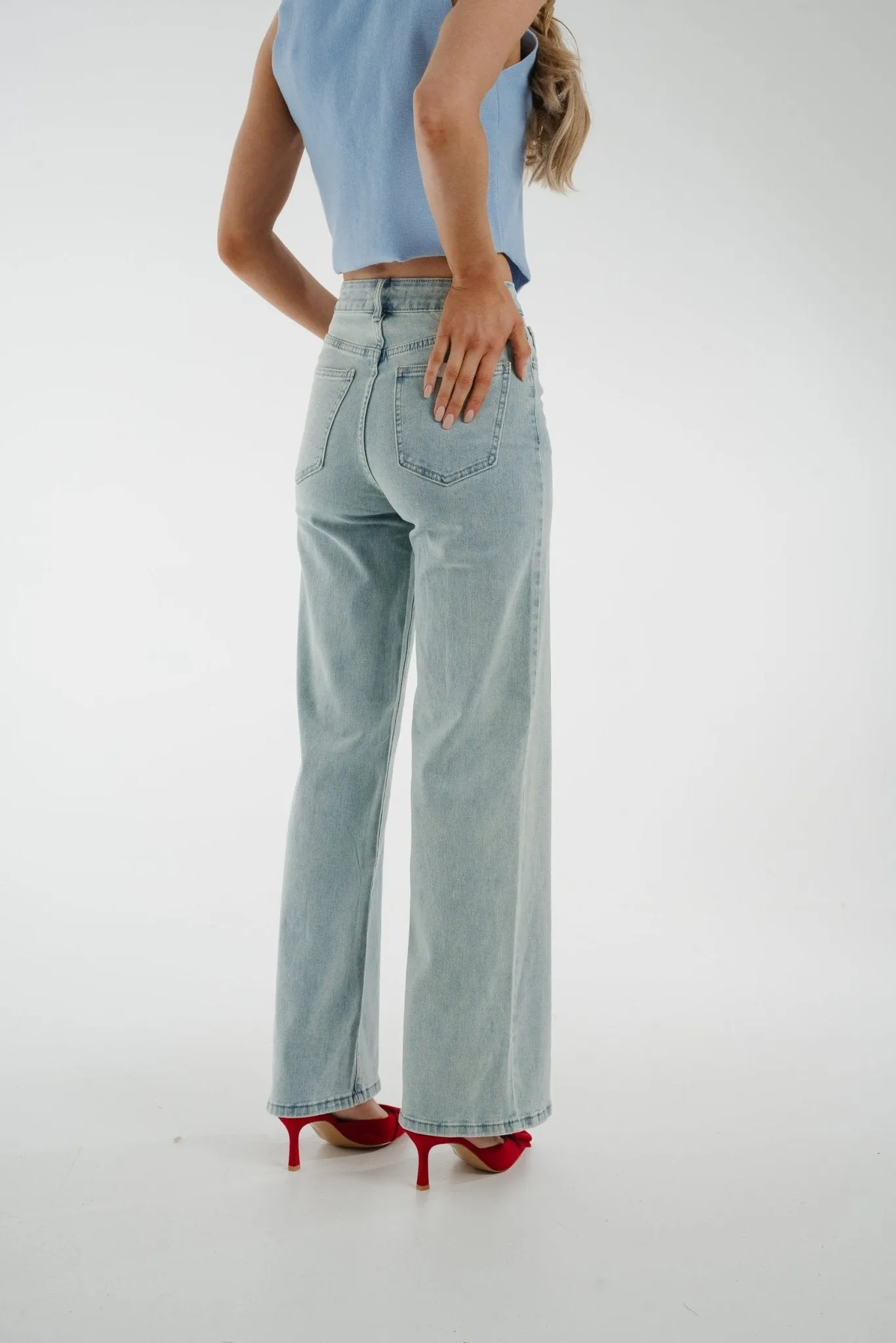 Lynne Wide Leg Jeans In Light Wash