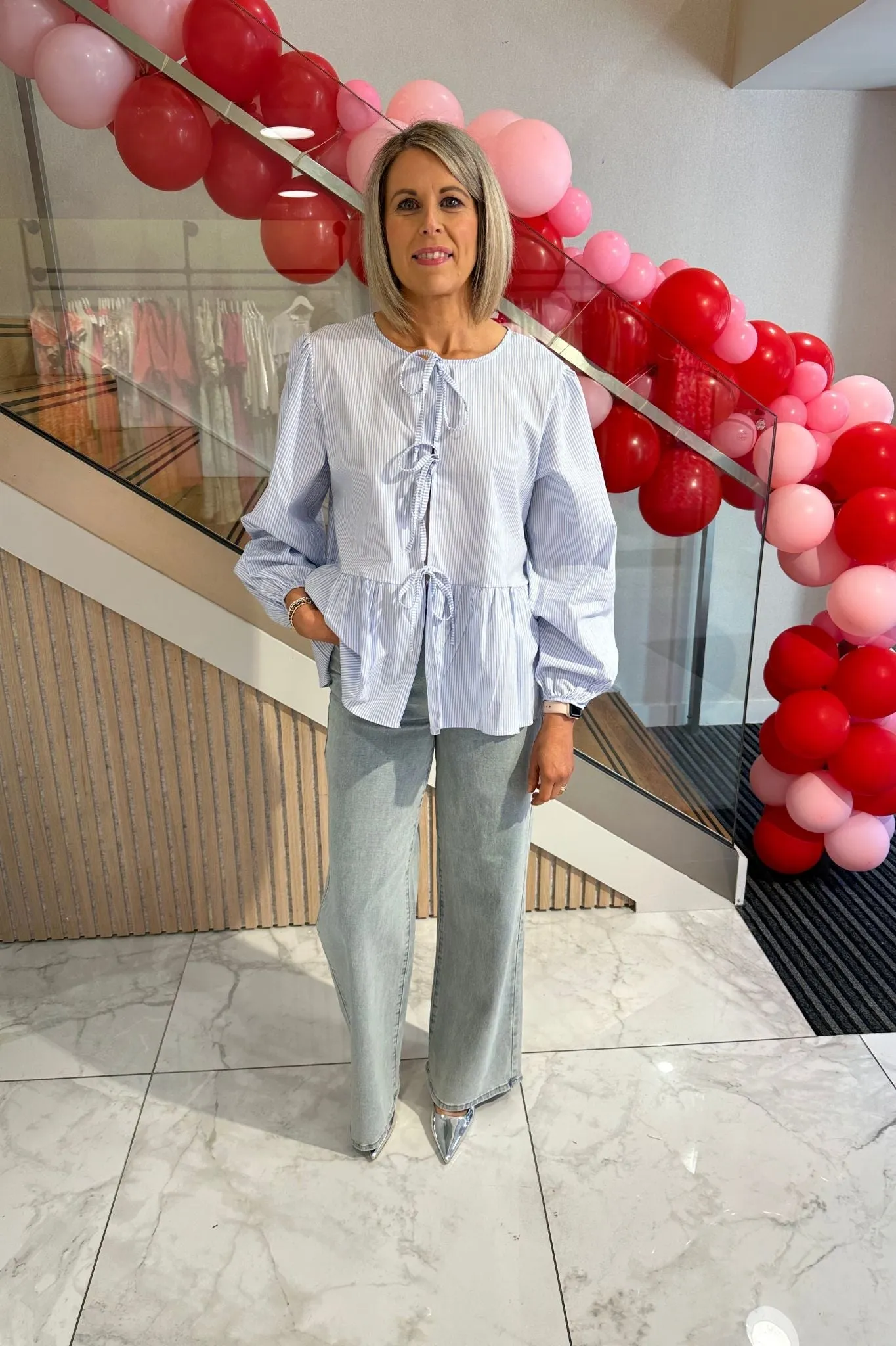 Lynne Wide Leg Jeans In Light Wash