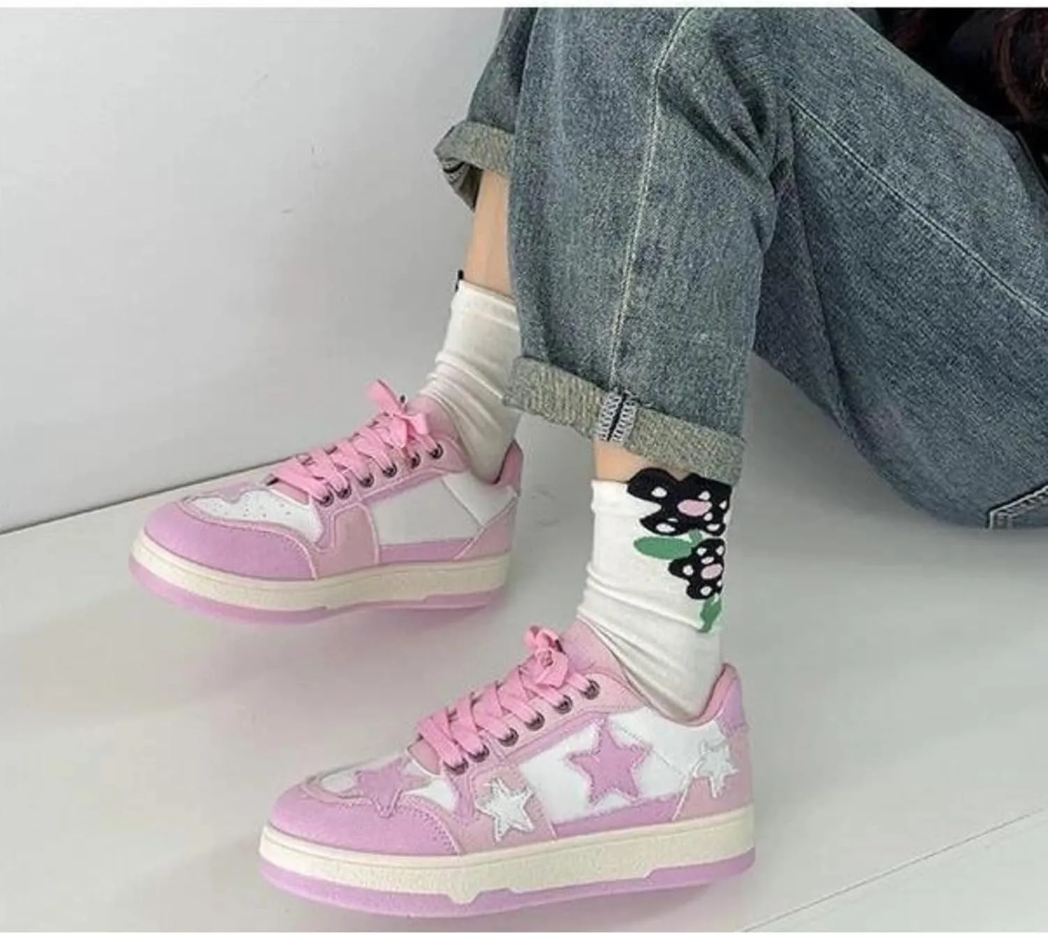 Retro Star Sneakers for Women - Colorblock Casual Skate Shoes