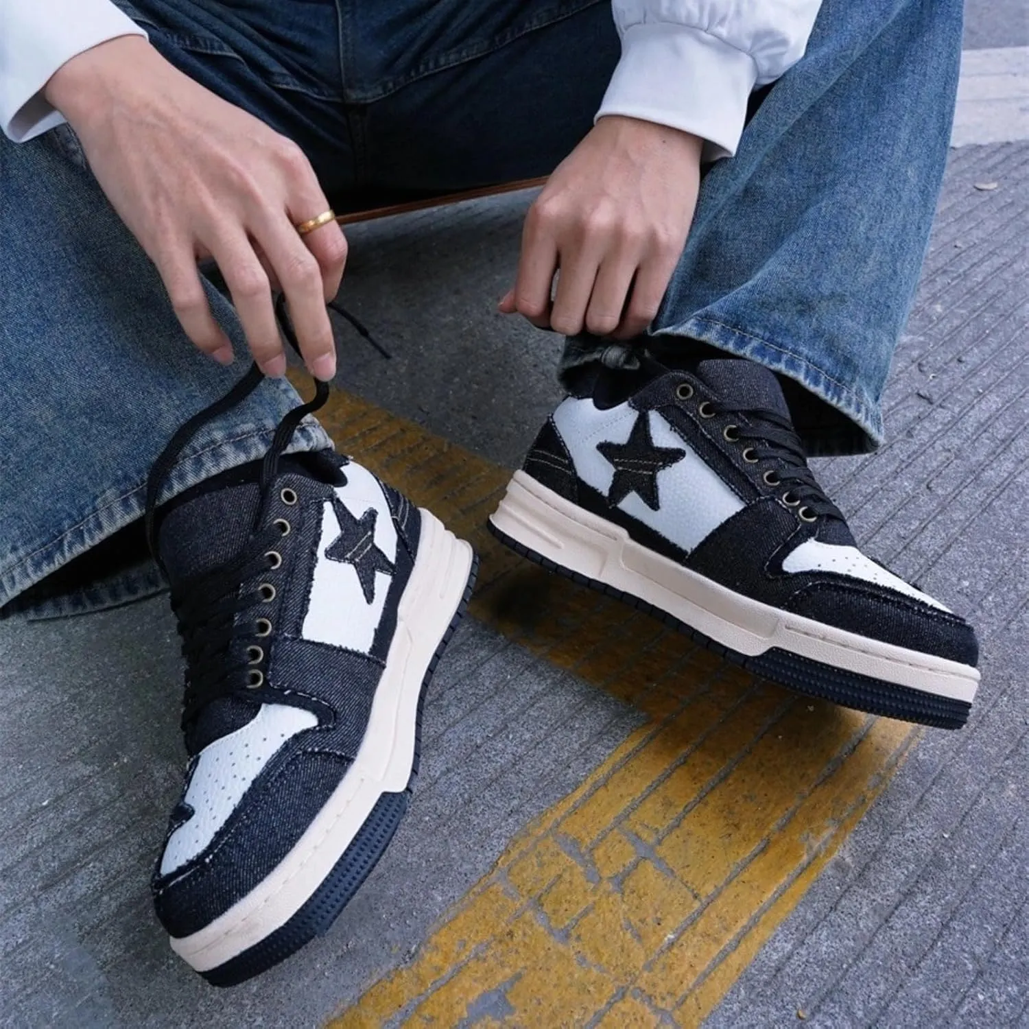 Retro Star Sneakers for Women - Colorblock Casual Skate Shoes