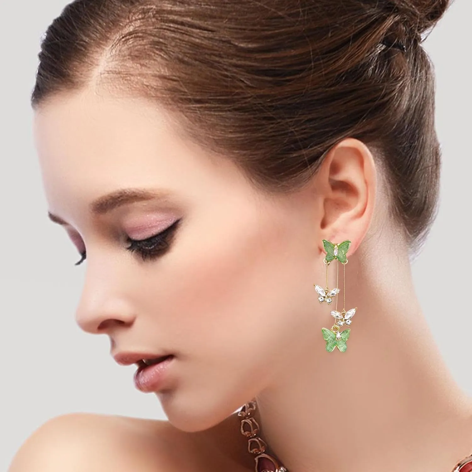 Violet Butterfly Tassel Stud Earrings for Women Long Butterfly Crystal Rhinestone Drop Dangle Earrings Wedding Jewelry Gifts