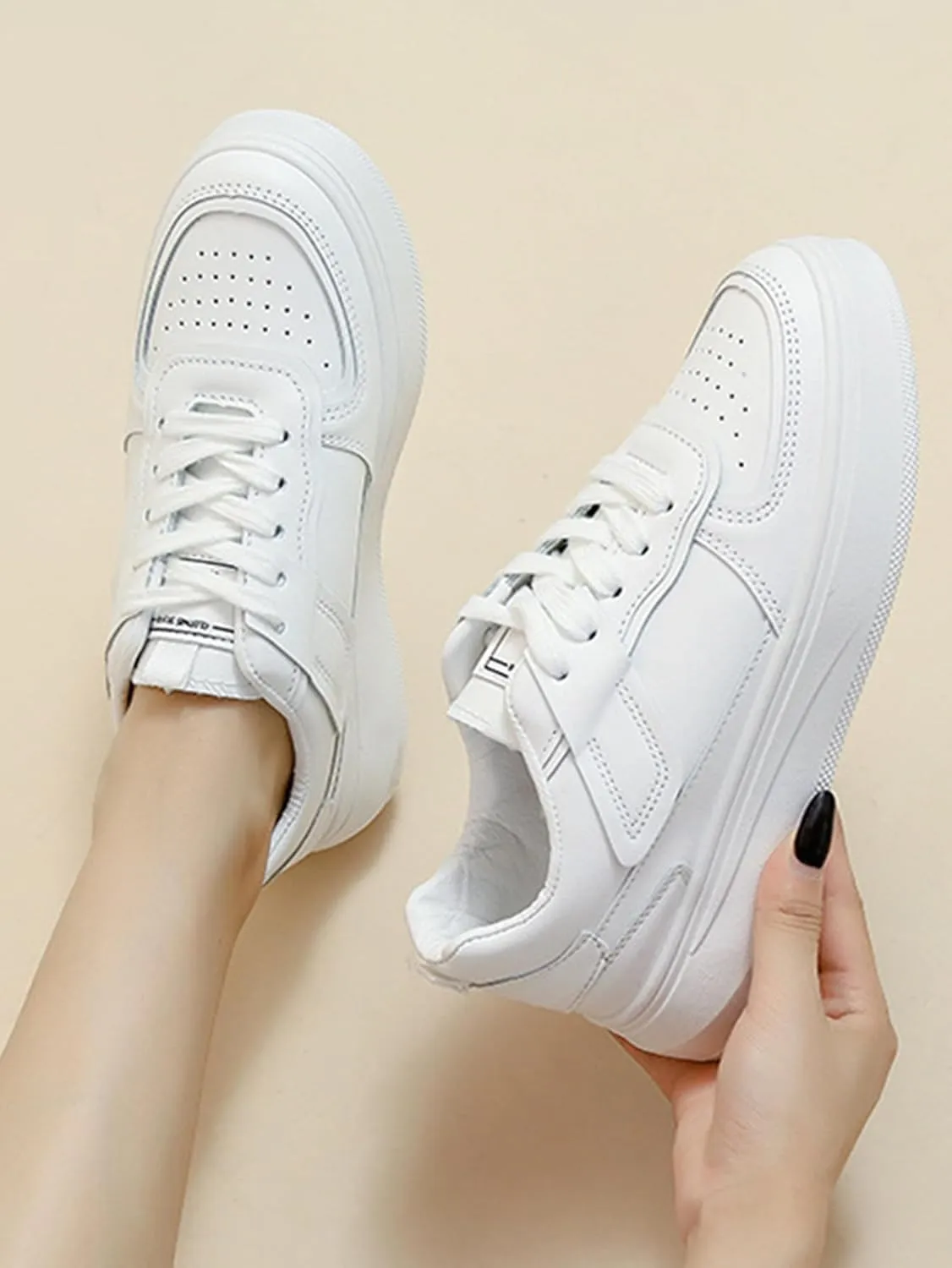 Women's Colorblock Lace Up Front Skater Round Toe Shoes Casual Sneakers