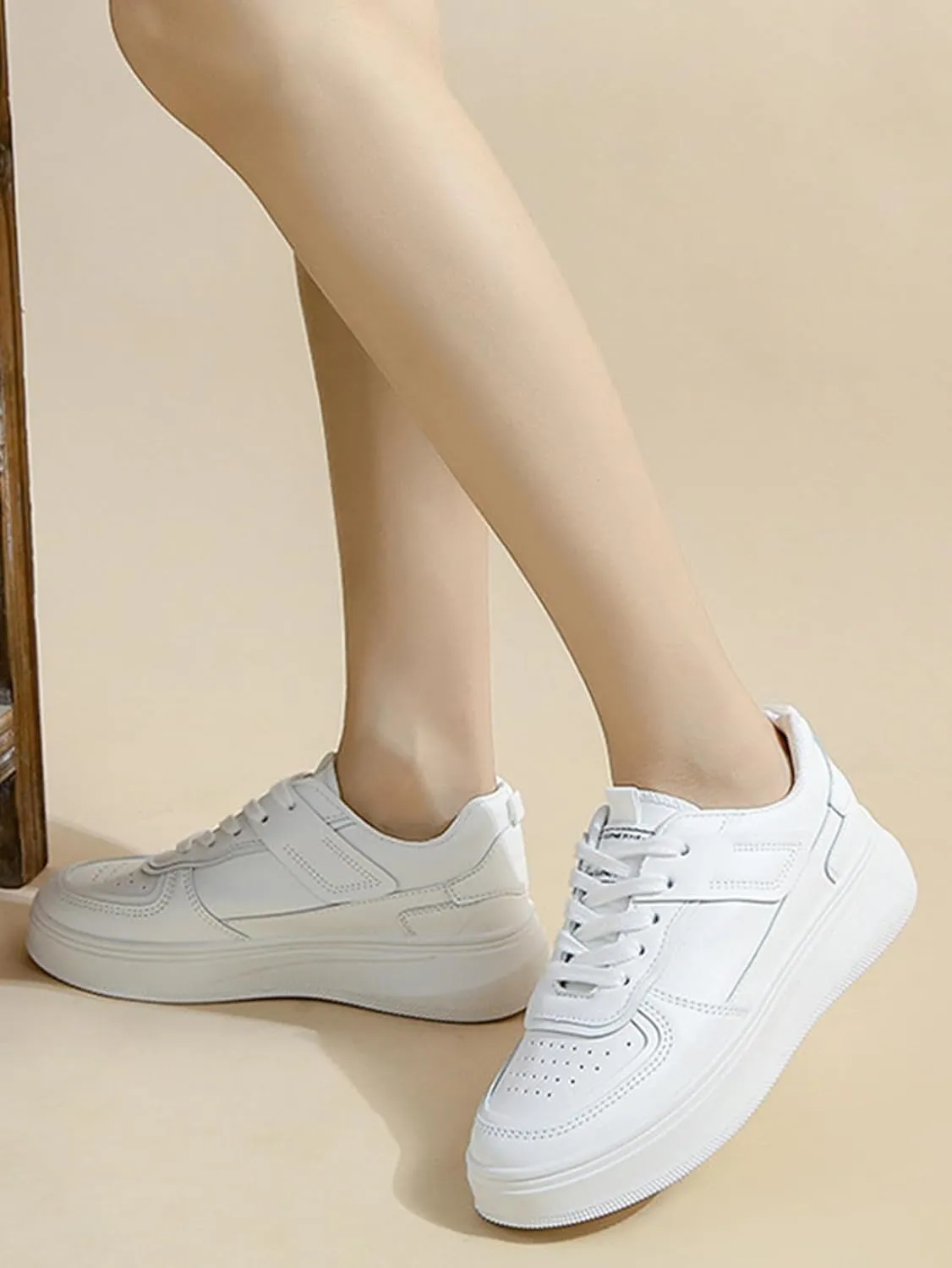 Women's Colorblock Lace Up Front Skater Round Toe Shoes Casual Sneakers