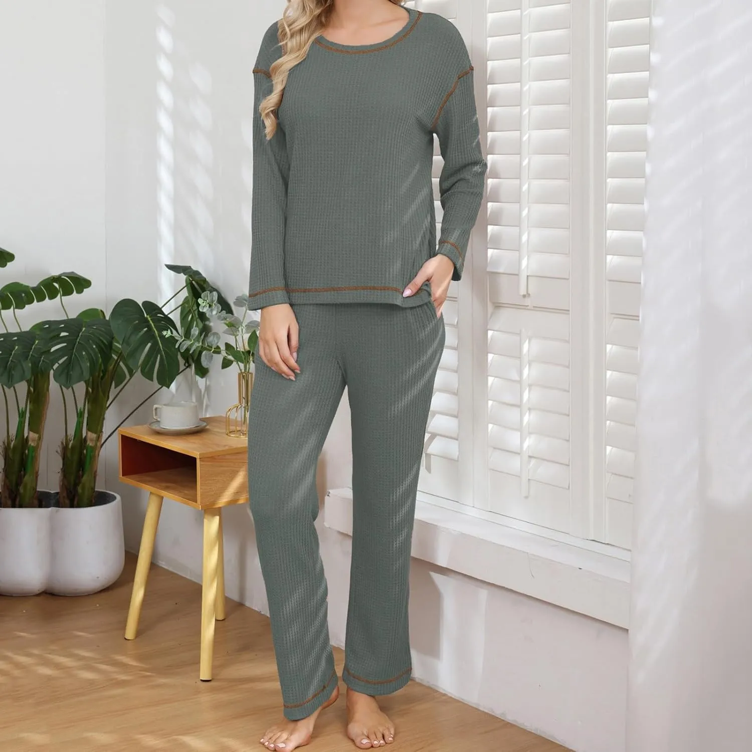 Women's Waffle Knit Pajama Sets Comfy Long Sleeve Crew Neck Top Loungewear 2 Piece Matching Pants Pj Set with Pockets